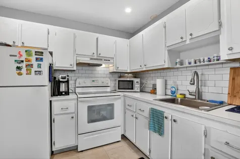 471 Monaco J Delray Beach FL 33446