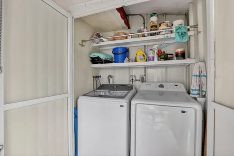 471 Monaco J Delray Beach FL 33446