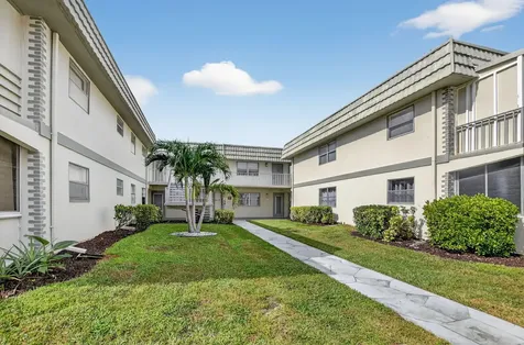 471 Monaco J Delray Beach FL 33446