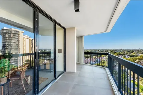 2425 Presidential Way West Palm Beach FL 33401