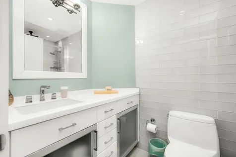 300 Se 5th Avenue Boca Raton FL 33432