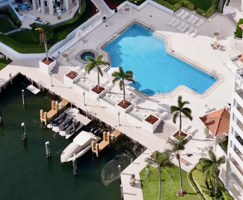 300 Se 5th Avenue Boca Raton FL 33432