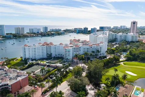 300 Se 5th Avenue Boca Raton FL 33432