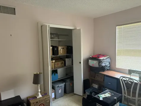 399 Lakeview Drive Weston FL 33326