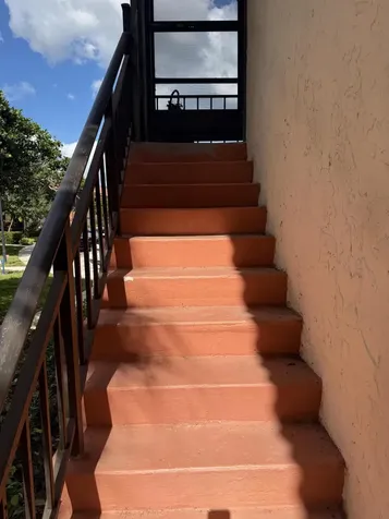399 Lakeview Drive Weston FL 33326