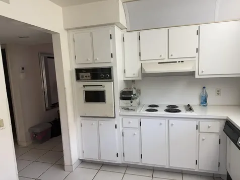 399 Lakeview Drive Weston FL 33326