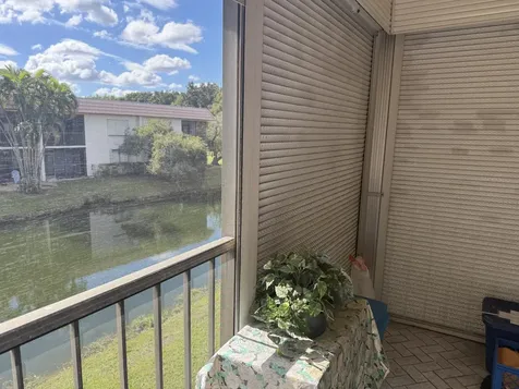 399 Lakeview Drive Weston FL 33326