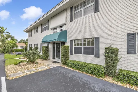298 Sw 6th Street Boca Raton FL 33432