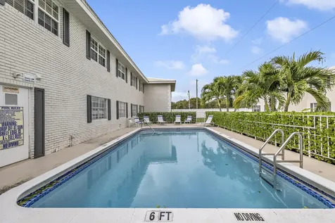 298 Sw 6th Street Boca Raton FL 33432
