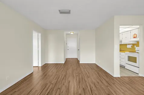 298 Sw 6th Street Boca Raton FL 33432
