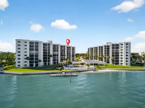 19800 Sandpointe Bay Drive Tequesta FL 33469