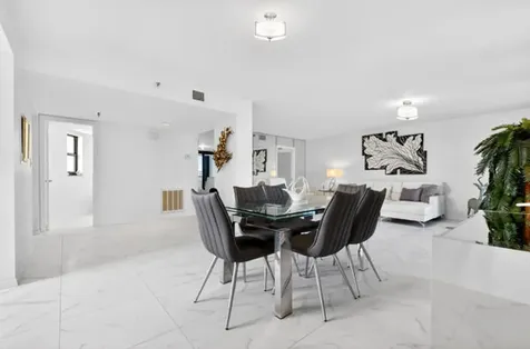 19800 Sandpointe Bay Drive Tequesta FL 33469