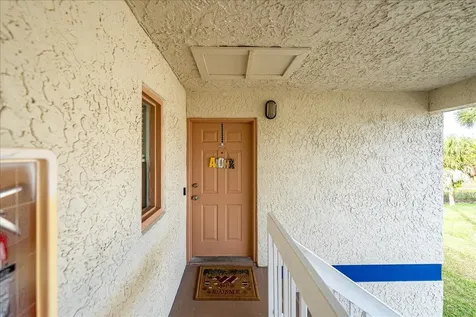 1506 Se Royal Green Circle Port Saint Lucie FL 34952
