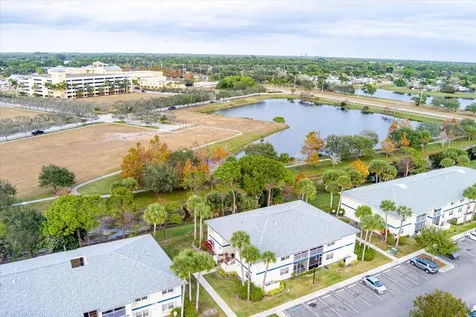 1506 Se Royal Green Circle Port Saint Lucie FL 34952