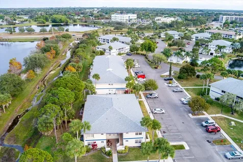 1506 Se Royal Green Circle Port Saint Lucie FL 34952