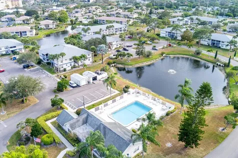 1506 Se Royal Green Circle Port Saint Lucie FL 34952