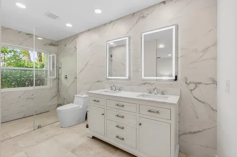 5735 Lakeview Mews Circle Boynton Beach FL 33437