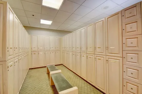 5735 Lakeview Mews Circle Boynton Beach FL 33437