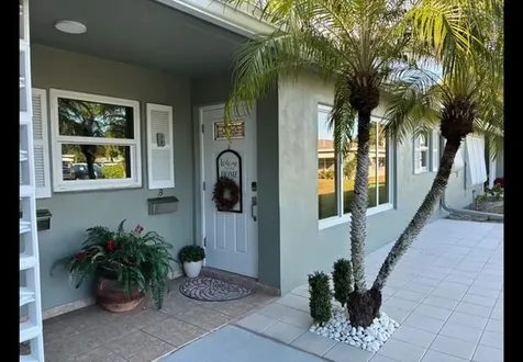 917 S Drive Terrace Delray Beach FL 33445