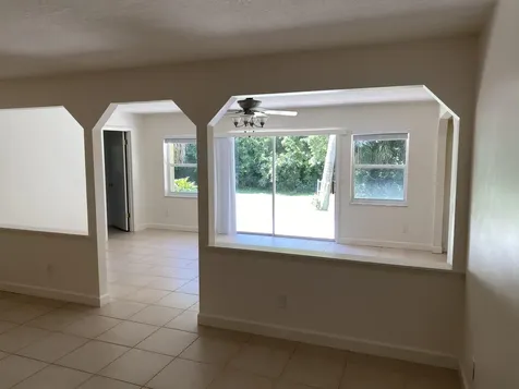956 Tulip Lane Vero Beach FL 32963
