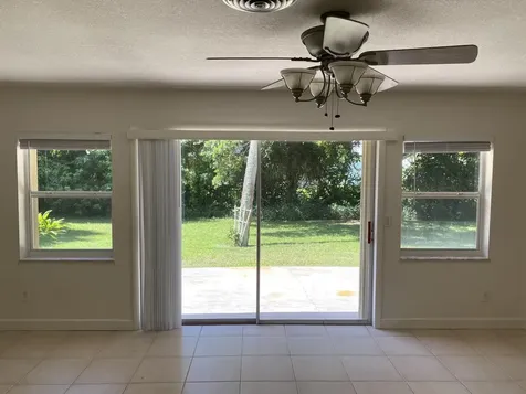 956 Tulip Lane Vero Beach FL 32963