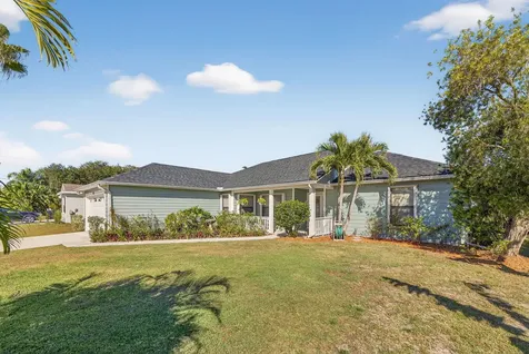 615 Se Dean Terrace Port Saint Lucie FL 34984