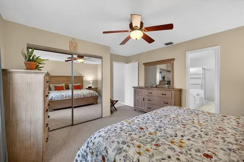 615 Se Dean Terrace Port Saint Lucie FL 34984