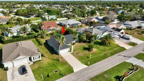615 Se Dean Terrace Port Saint Lucie FL 34984