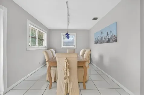 514 Riverside Drive Palm Beach Gardens FL 33410