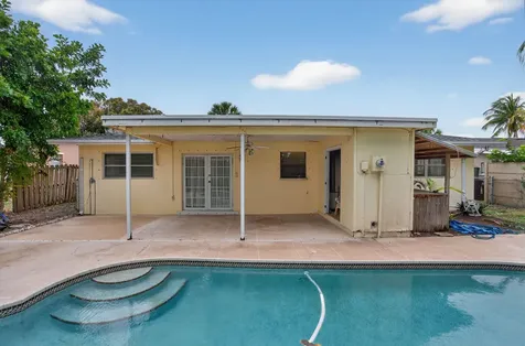 514 Riverside Drive Palm Beach Gardens FL 33410