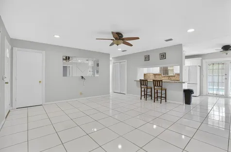 514 Riverside Drive Palm Beach Gardens FL 33410
