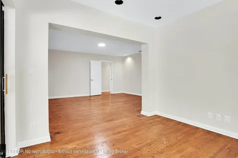 2812 Embassy Drive West Palm Beach FL 33401