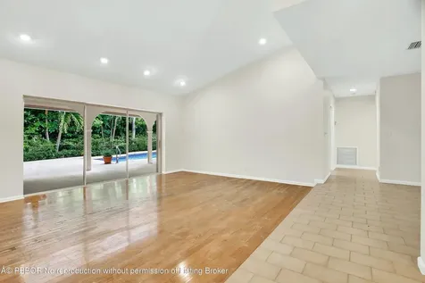 2812 Embassy Drive West Palm Beach FL 33401