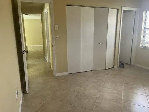1401 SE Belcrest Street Port Saint Lucie FL 34952