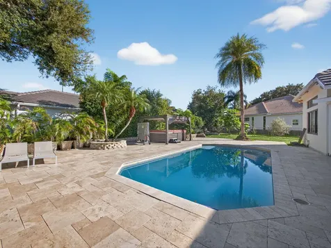 125 Pembroke Drive Palm Beach Gardens FL 33418