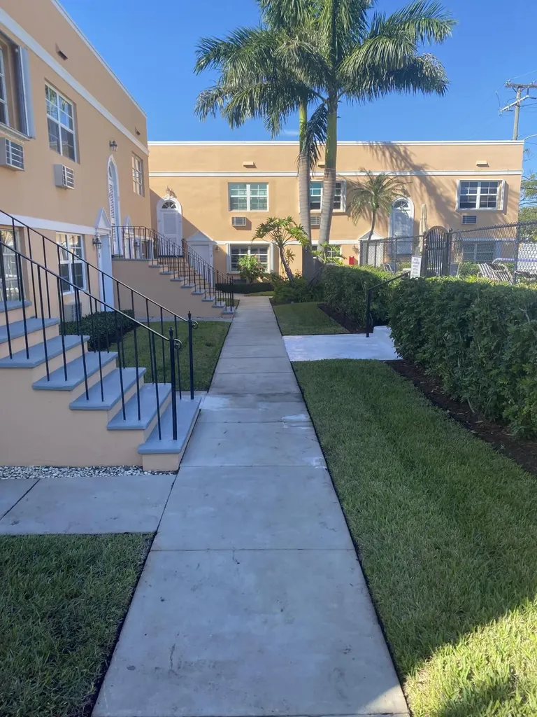 101 S Golfview Road Lake Worth Beach FL 33460