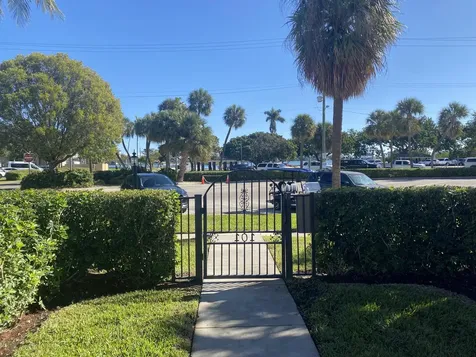 101 S Golfview Road Lake Worth Beach FL 33460