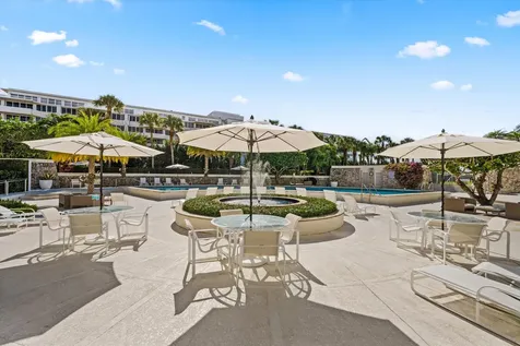 2760 S Ocean Boulevard Palm Beach FL 33480