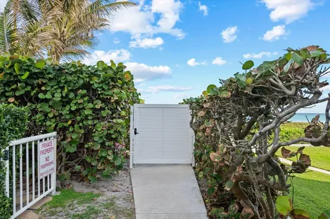 2760 S Ocean Boulevard Palm Beach FL 33480