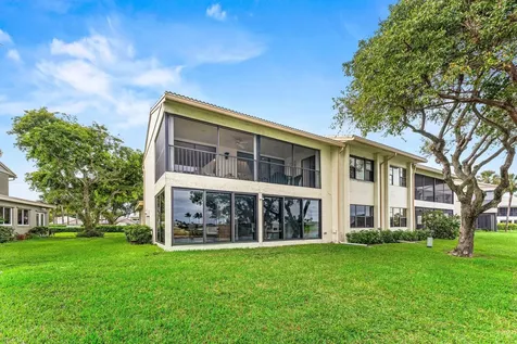 15 Eastgate Drive Boynton Beach FL 33436
