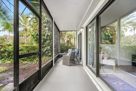 11863 Wimbledon Circle Wellington FL 33414
