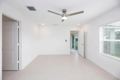 11146 NW Fernbrook Drive Port Saint Lucie FL 34987