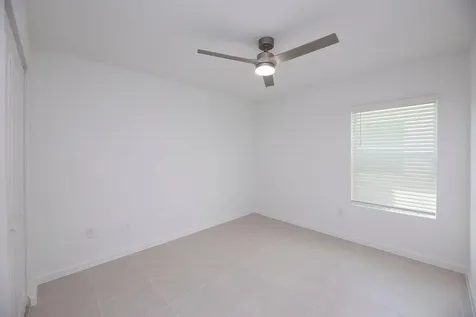 11146 NW Fernbrook Drive Port Saint Lucie FL 34987
