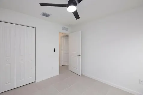 11146 NW Fernbrook Drive Port Saint Lucie FL 34987