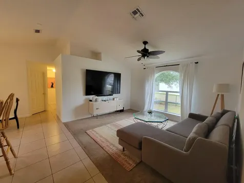 421 Blackbird Way Kissimmee FL 34759