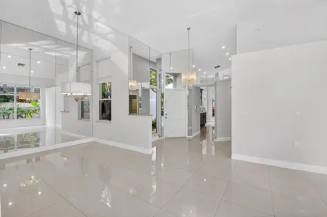 6607 Nw 25th Way Boca Raton FL 33496