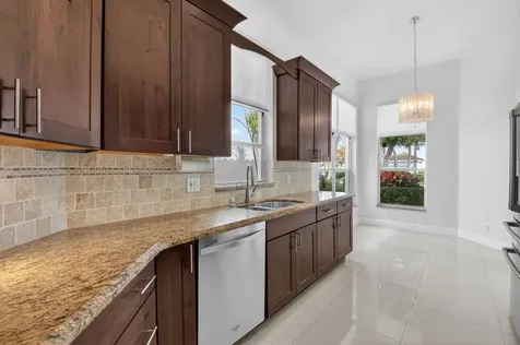 6607 Nw 25th Way Boca Raton FL 33496