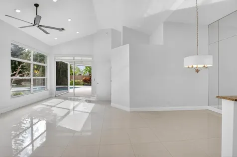 6607 Nw 25th Way Boca Raton FL 33496