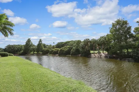 5540 Tamberlane Circle Palm Beach Gardens FL 33418