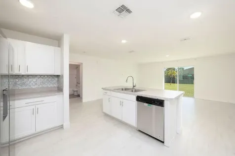 1381 SE Bayharbor Street Port Saint Lucie FL 34983